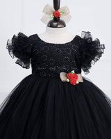 Black embroidery simple gown