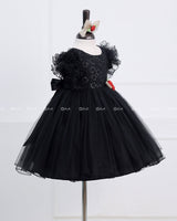 Black embroidery simple gown