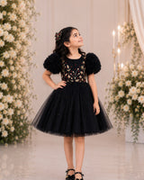 Net Puff-Sleeve Umbrella-Bottom Knee-Length Gown - Black(New)