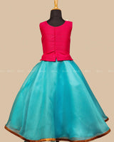 Curve Line Embroidery With Flower Floating Skirt And Top