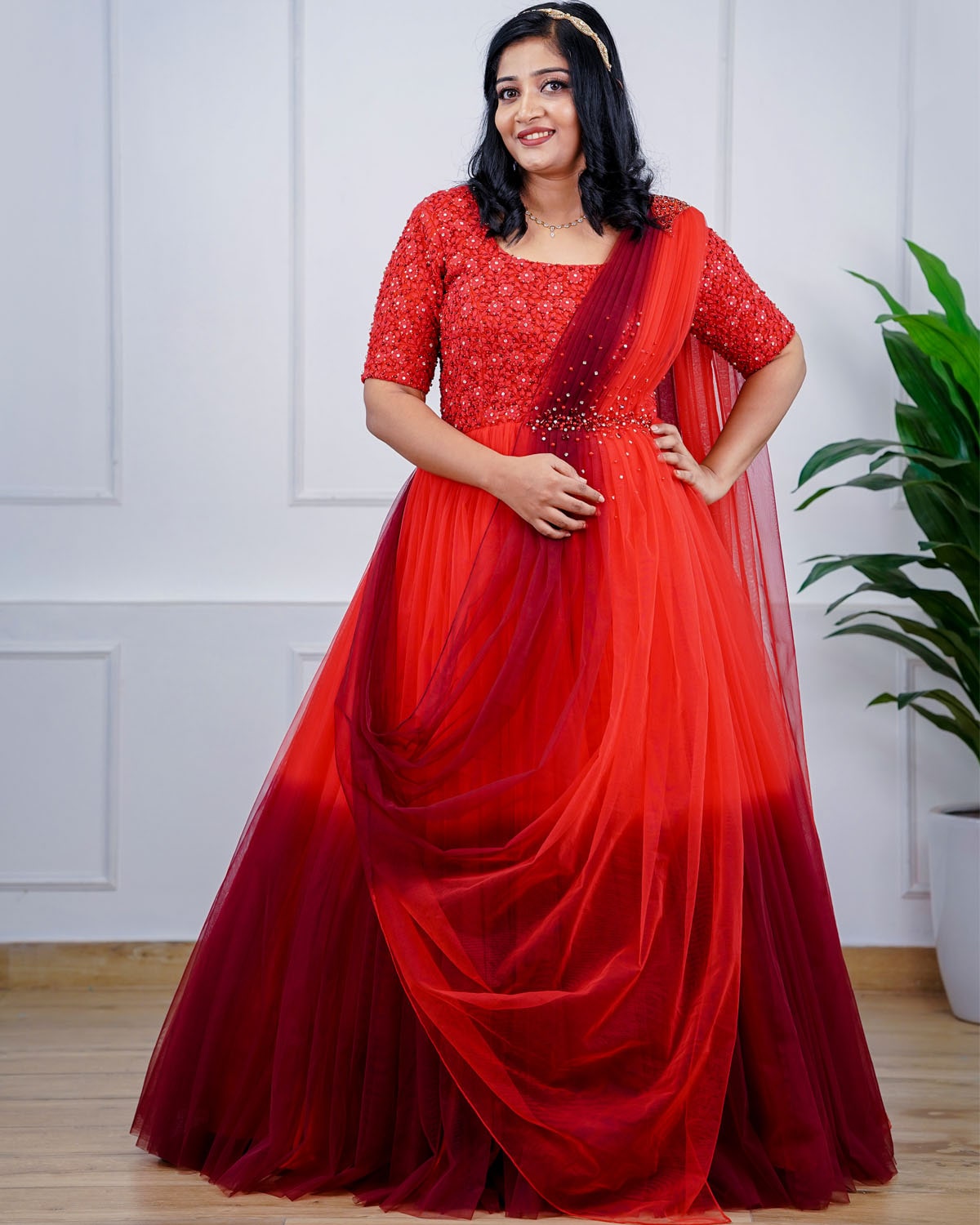 Ladies gown red colour hotsell