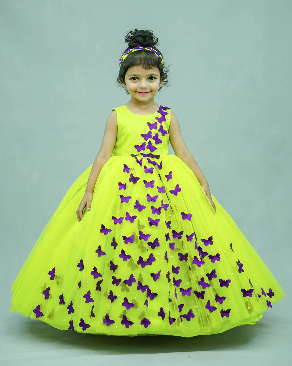 Full frock outlet for kids