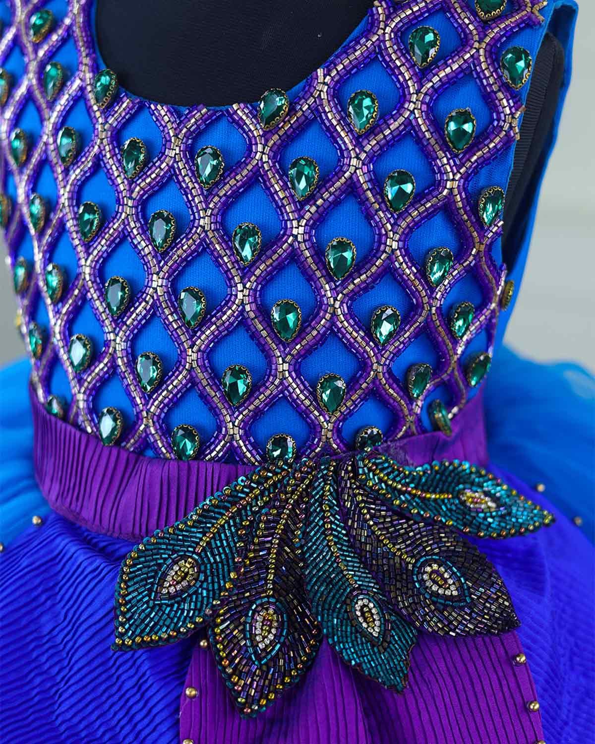 Party Wear Peacock Themed Dresses Peacock Dresses Teal-Blue Gowns For Prom, Weddings Special Party Wear Peacock Themed Dresses Peacock Dresses Teal-Blue Gowns For Prom, Weddings Special