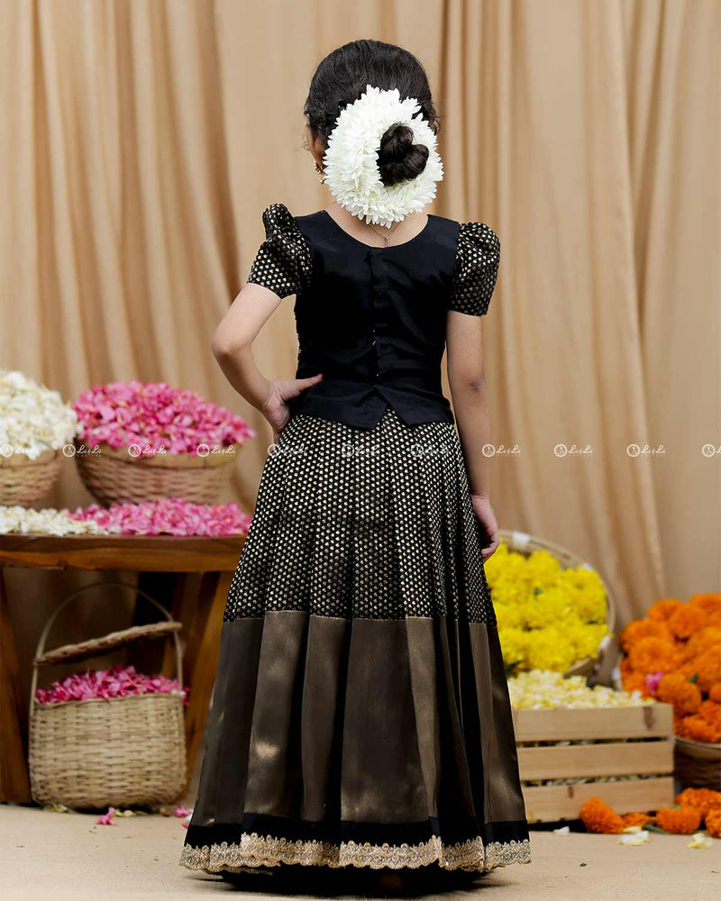 Brocade Skirt Black Long Skirt With Crop Top Buy Girls Ethnic Wear
