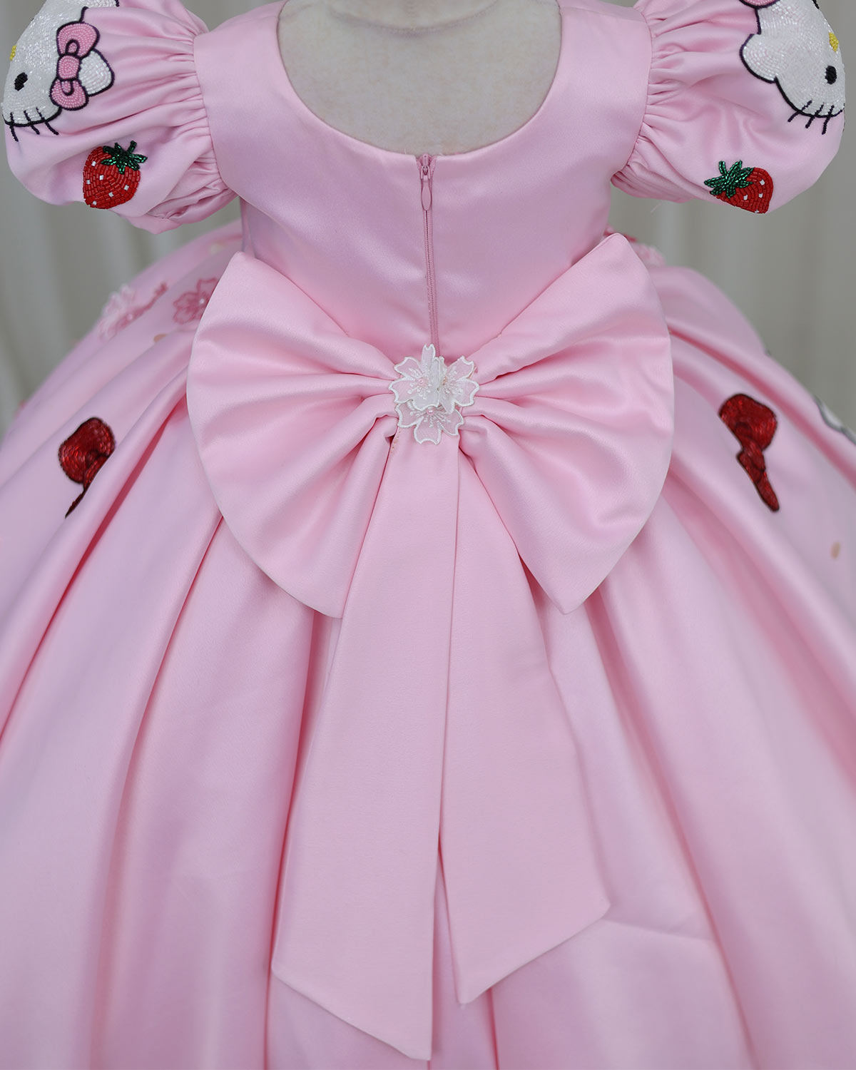 hello kitty dress birthday Satin Puff-Sleeve Sequin Character-Themed Hello Kitty Full-Length Gown –  www.liandli.in