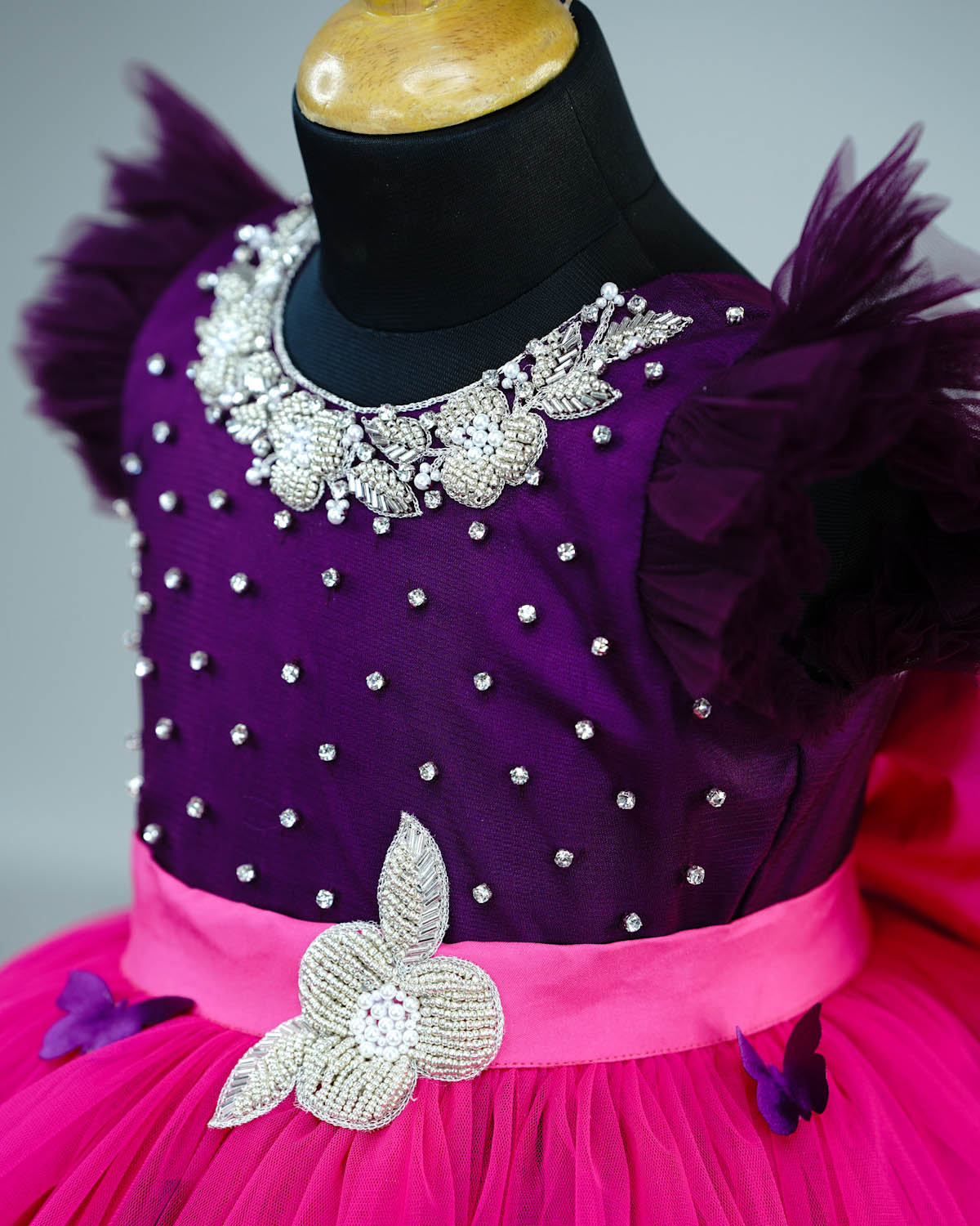 Elegant Style Kids Pink Gown Online | Princess Gown for Girl Online in India www.liandli.in Elegant Style Kids Pink Gown Online | Princess Gown for Girl Online in India www.liandli.in