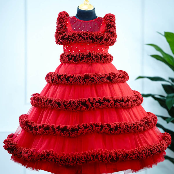 Gown red colour outlet car