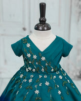 Satin Short-Sleeve Ombre Leaf & Flower Embroidered Full-Length Gown - Emerald Green & Royal Blue(New)