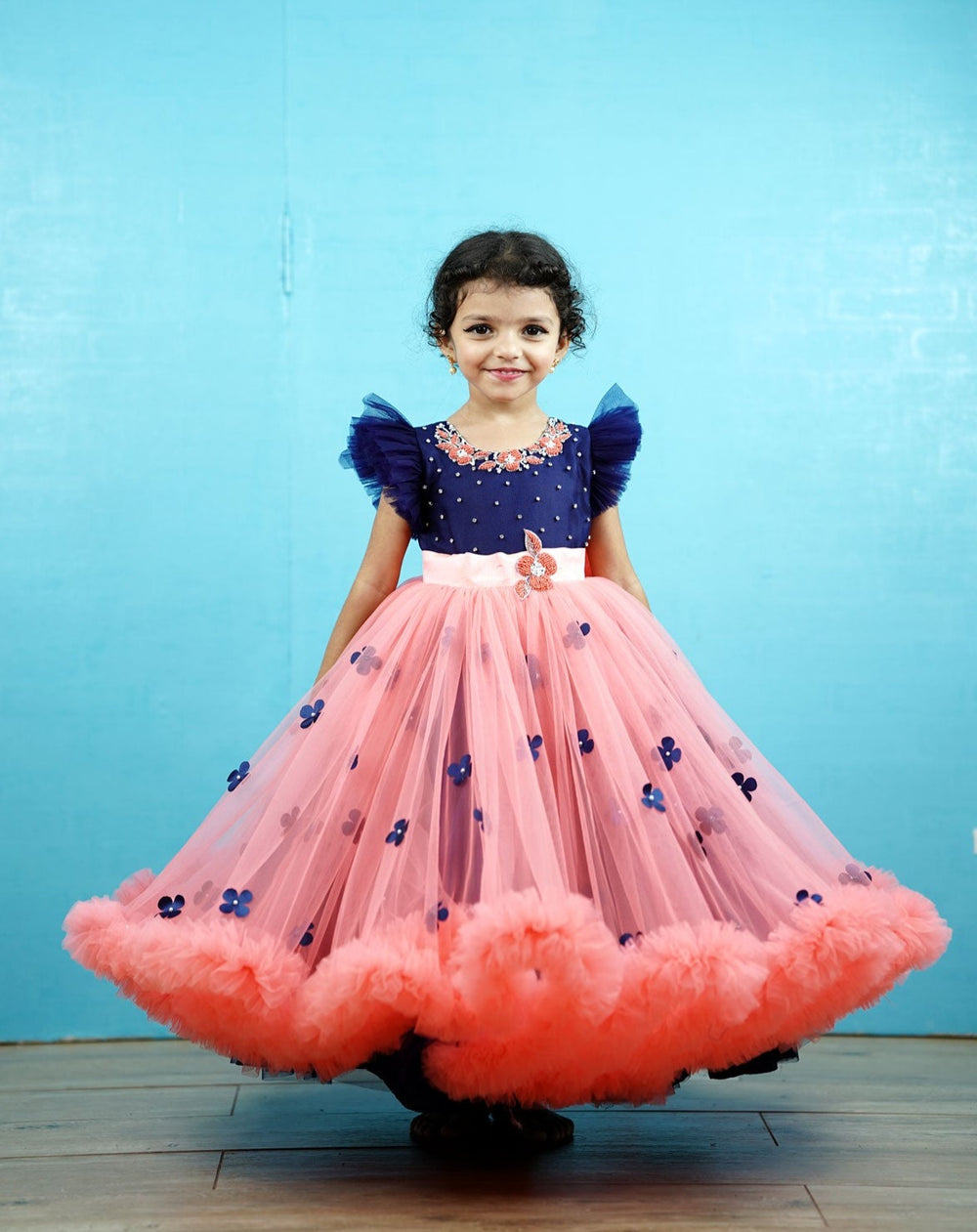 Elegant Style Kids Pink Gown Online Princess Gown for Girl