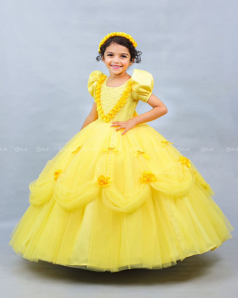 Light yellow Victorian Vintage Ball Gown