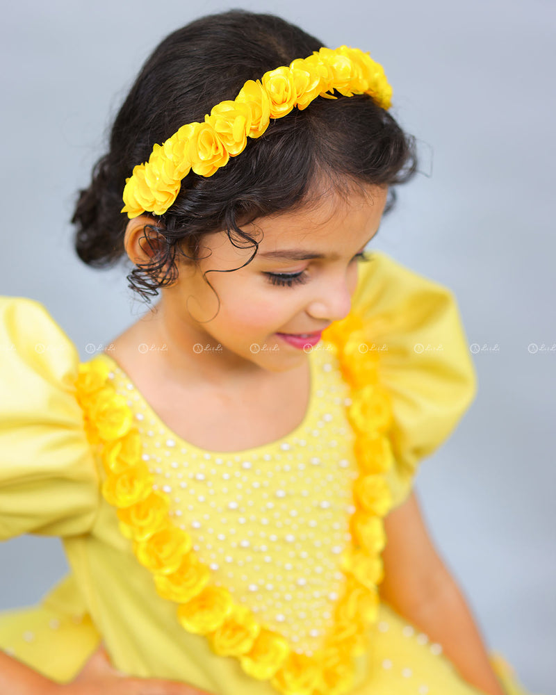 Light yellow Victorian Vintage Ball Gown