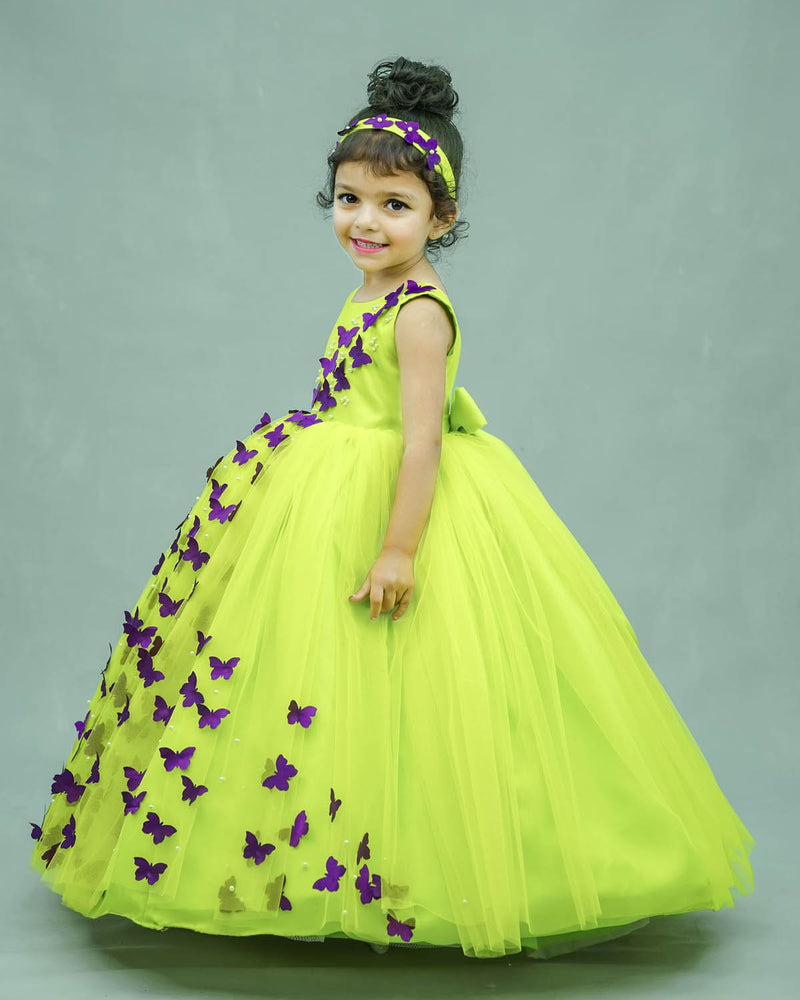Premium Quality Kids Wear Online Princess Gown for Girl