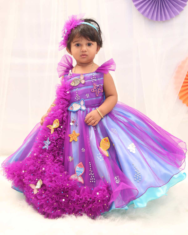 theme gown for kids
